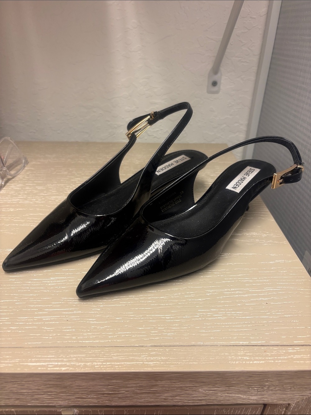Steve Madden Black Patent Pointed Slingback Flats